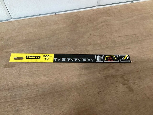 Stanley 1-20-437 zaagblad voor boomzaag, 300 mm (52x) - afbeelding 1 van  3