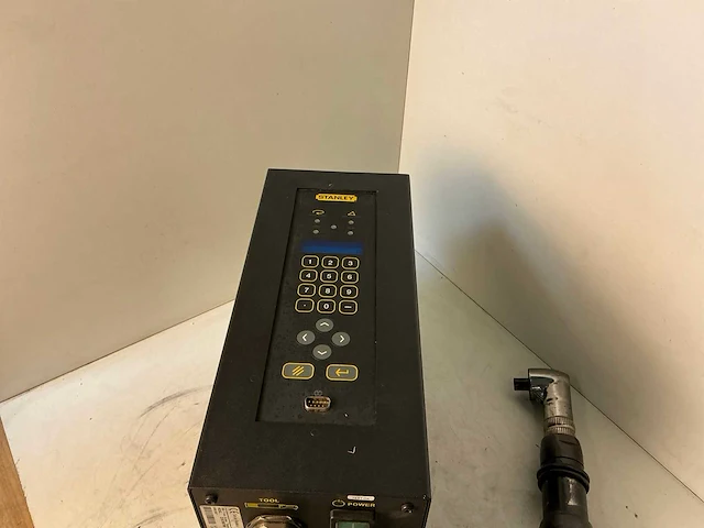 Stanley 21a108700/e44la19-70 elektronisch momentsleutel-systeem met schroef-/moersleutel - afbeelding 3 van  7