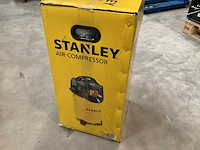 Stanley d200/10/24v luchtcompressor 1,5 pk, 10 bar - afbeelding 1 van  4