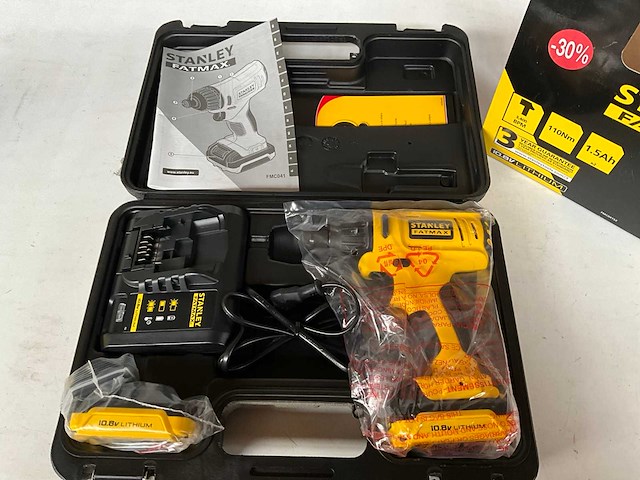 Stanley fatmax fmc041s2 accu slagschroevendraaier + twee accu’s en lader - afbeelding 3 van  10