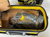 Stanley fatmax fmck462d25-qw kit klopboormachine en cirkelzaag 18v - afbeelding 3 van  10