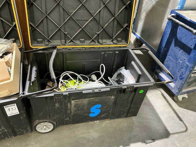 Stanley gereedschapskist (2x) - afbeelding 3 van  5