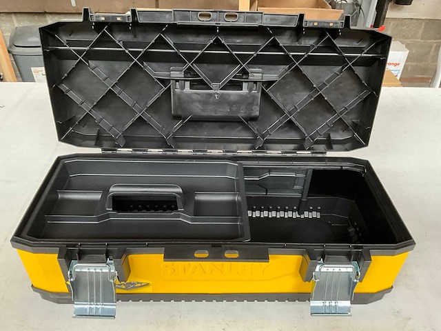 Stanley gereedschapskoffer 67cm - afbeelding 3 van  5