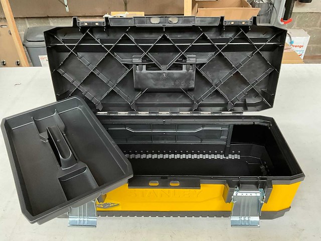 Stanley gereedschapskoffer 67cm - afbeelding 4 van  5