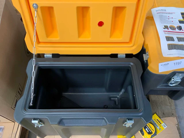 Stanley gereedschapskoffers en rolmaten - afbeelding 3 van  5