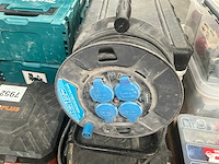 Stanley koffers met partij bevestigingsmaterialen + handgereedschap - afbeelding 6 van  7