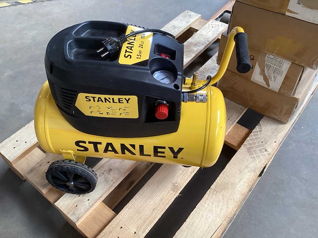 Stanley luchtcompressor 1,5 pk, 10 bar - afbeelding 1 van  4