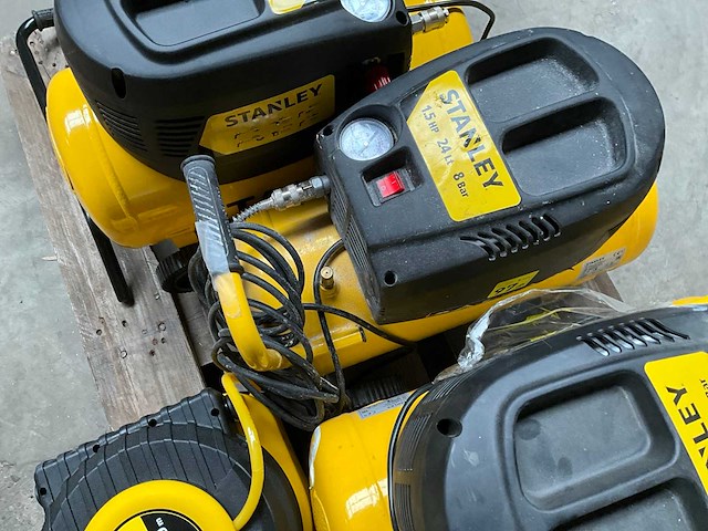 Stanley mix kavel diverse luchtcompressoren - afbeelding 5 van  13