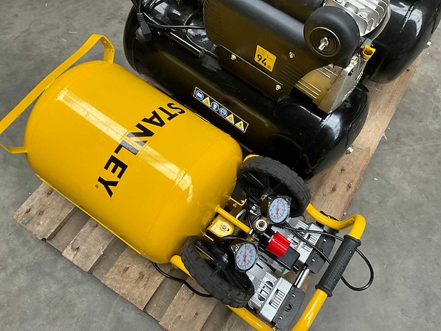 Stanley mix kavel diverse luchtcompressoren - afbeelding 10 van  13