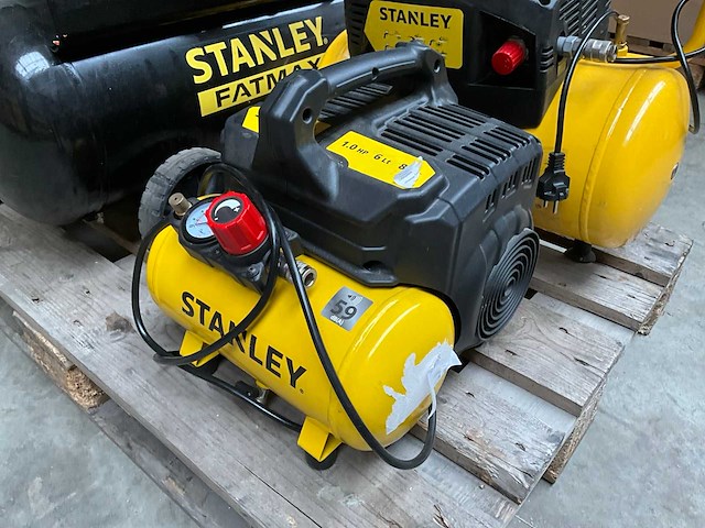 Stanley mix kavel diverse luchtcompressoren - afbeelding 2 van  13