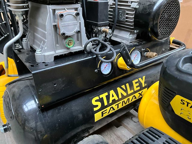 Stanley mix kavel diverse luchtcompressoren - afbeelding 13 van  13