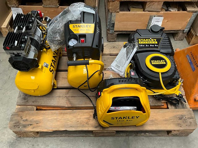 Stanley mix kavel diverse luchtcompressoren - afbeelding 1 van  10