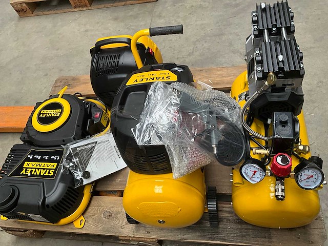 Stanley mix kavel diverse luchtcompressoren - afbeelding 7 van  10