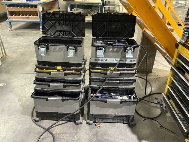 Stanley mobiele gereedschapskist (2x) - afbeelding 1 van  4