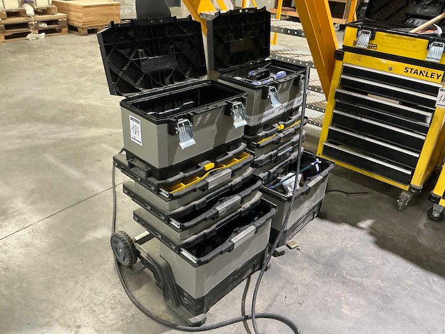 Stanley mobiele gereedschapskist (2x) - afbeelding 2 van  4