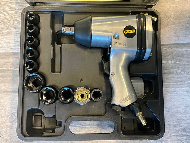 Stanley pneumatische slagmoersleutel - afbeelding 1 van  3
