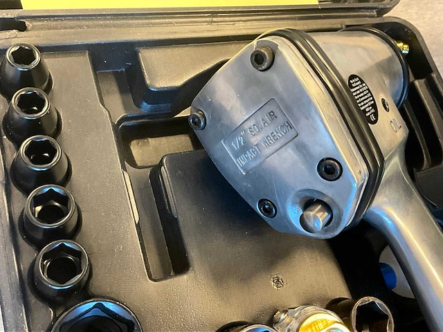 Stanley pneumatische slagmoersleutel - afbeelding 2 van  3