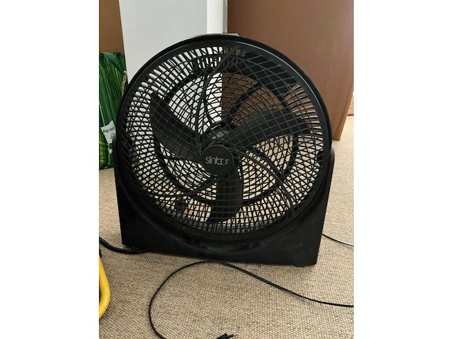 Stanley st-033-230-e heteluchtblazer - afbeelding 4 van  5