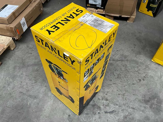 Stanley sxcms1350ve luchtcompressor - afbeelding 3 van  6