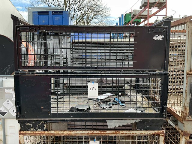 Stapel draadcontainer - afbeelding 1 van  1