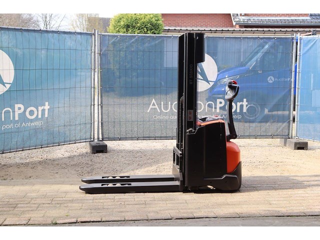 Stapelaar bt swe-140l elektrisch 1400kg 2.65m 2015 - afbeelding 1 van  1