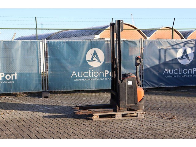 Stapelaar bt swe120 elektrisch 1200kg 2012 - afbeelding 1 van  1