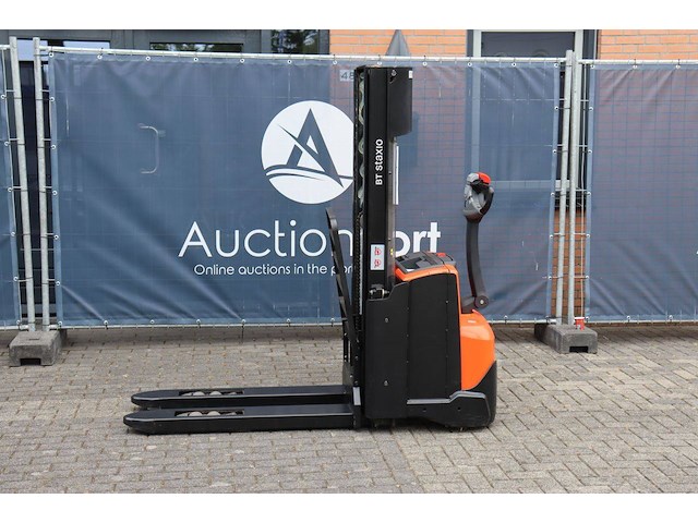 Stapelaar bt swe140l elektrisch 1400kg 2.65m 2015 - afbeelding 1 van  1