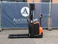 Stapelaar bt swe140l elektrisch 1400kg 2.65m 2015 - afbeelding 1 van  1