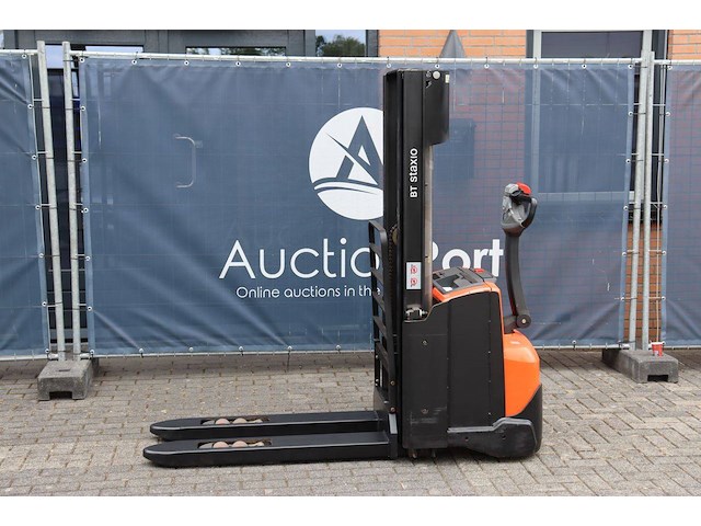 Stapelaar bt swe140l elektrisch 1400kg 2.6m 2015 - afbeelding 1 van  1