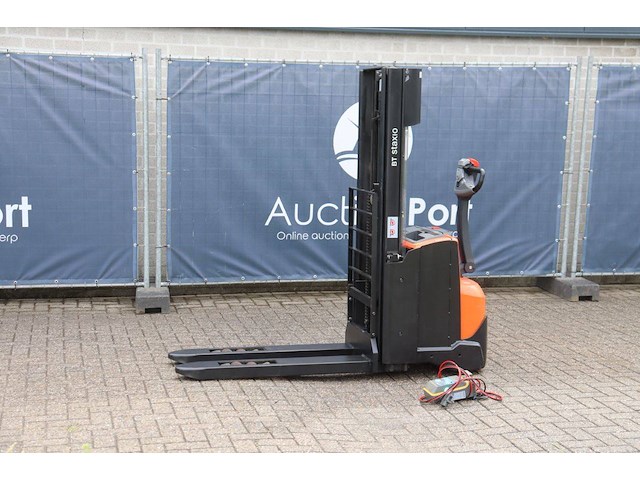 Stapelaar bt swe140l elektrisch 1400kg 2.7m 2015 - afbeelding 1 van  1