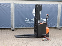 Stapelaar bt swe140l elektrisch 1400kg 2.7m 2015 - afbeelding 1 van  1