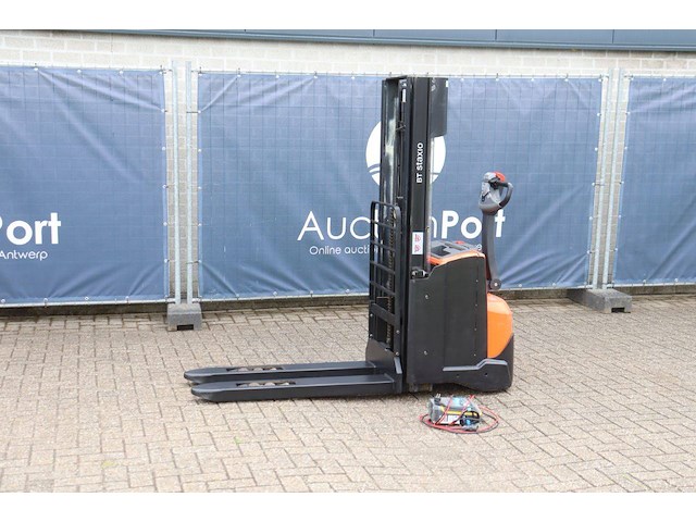 Stapelaar bt swe140l elektrisch 1400kg 2.7m 2015 - afbeelding 1 van  1