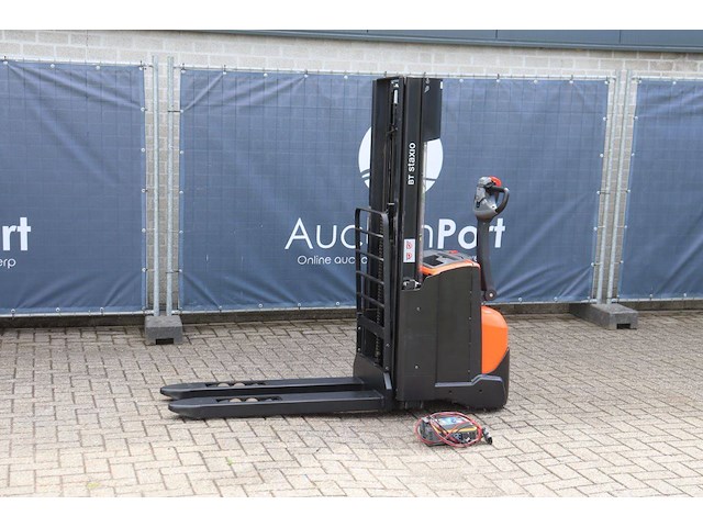 Stapelaar bt swe140l elektrisch 1400kg 2.7m 2015 - afbeelding 1 van  1