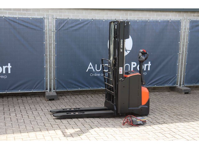Stapelaar bt swe140l elektrisch 1400kg 2.7m 2015 - afbeelding 1 van  1