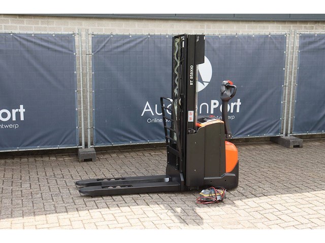 Stapelaar bt swe140l elektrisch 1400kg 2.7m 2015 - afbeelding 1 van  1