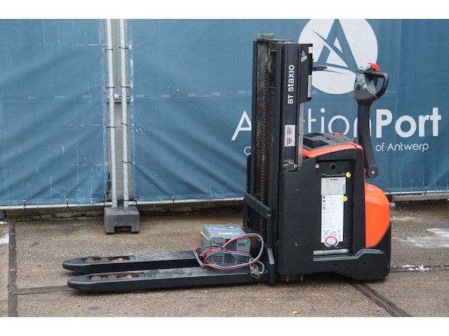 Stapelaar bt swe200d elektrisch 2000kg 2013 - afbeelding 1 van  1