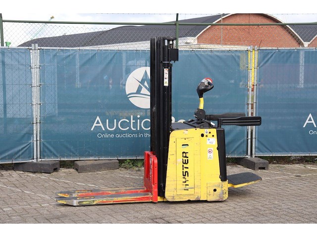Stapelaar hyster elektrisch - afbeelding 1 van  1