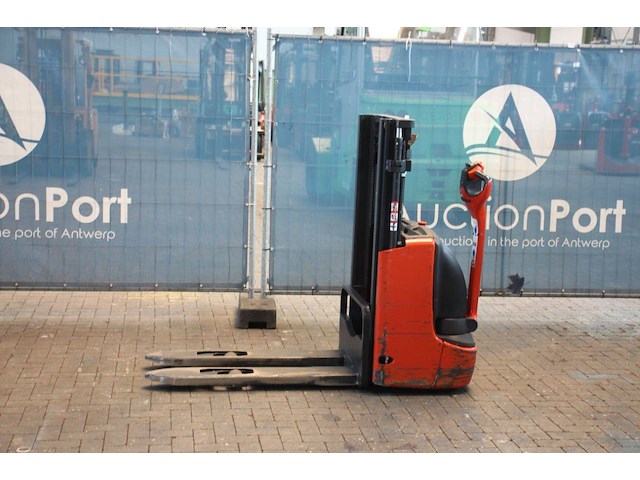 Stapelaar linde l12 elektrisch 1200kg 2.0m 2015 - afbeelding 1 van  1