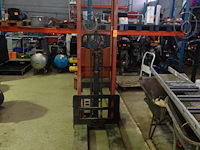 Stapelaar (pomp kapot)