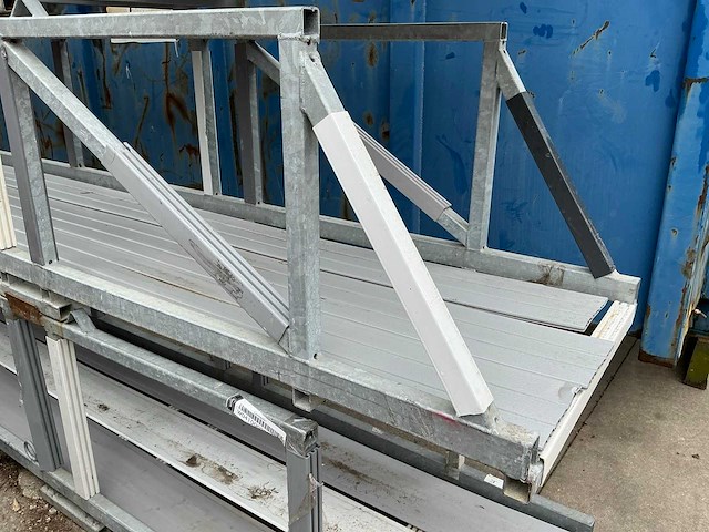 Stapelbak/bok voor lengtes van 600cm - afbeelding 2 van  2