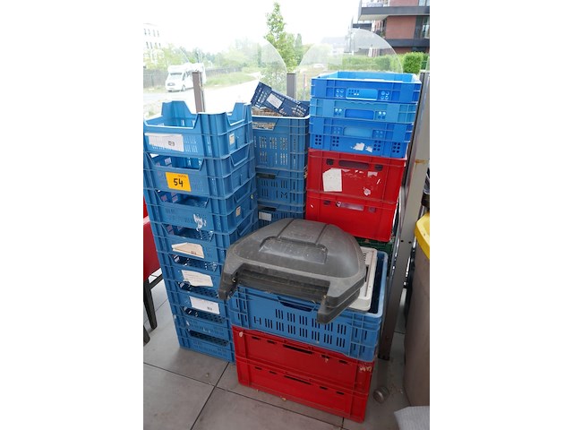 Stapelbakken + afvalcontainers - afbeelding 3 van  3