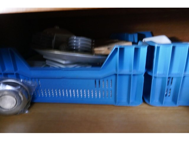 Stapelbakken met geleierwerk - afbeelding 3 van  6