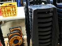 Stapelbare blauwe kunststof tuinstoelen (20x)