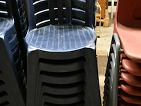 Stapelbare blauwe kunststof tuinstoelen (9x) - afbeelding 2 van  2