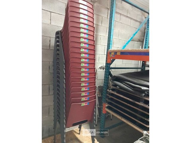 Stapelbare bordeaux kunststof stoelen (22x) - afbeelding 2 van  3