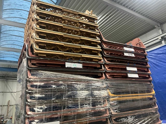 Stapelbare broodkratten (69x) - afbeelding 1 van  4