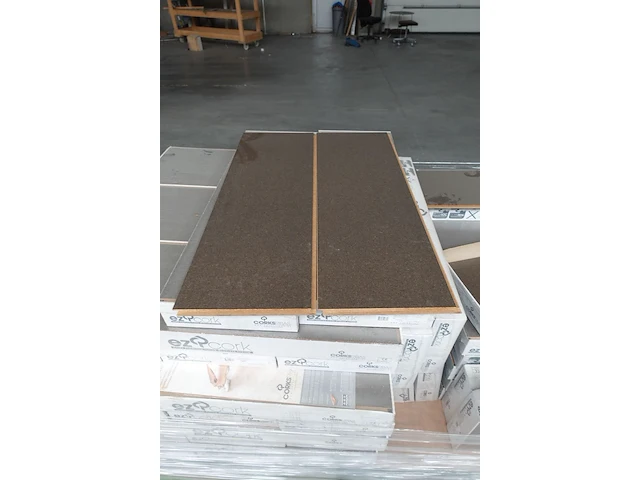 Stapelbare metalen houder + inhoud - afbeelding 2 van  5