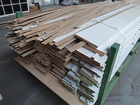 Stapelbare metalen houder + inhoud - afbeelding 5 van  5