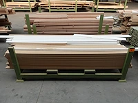 Stapelbare metalen houder + inhoud