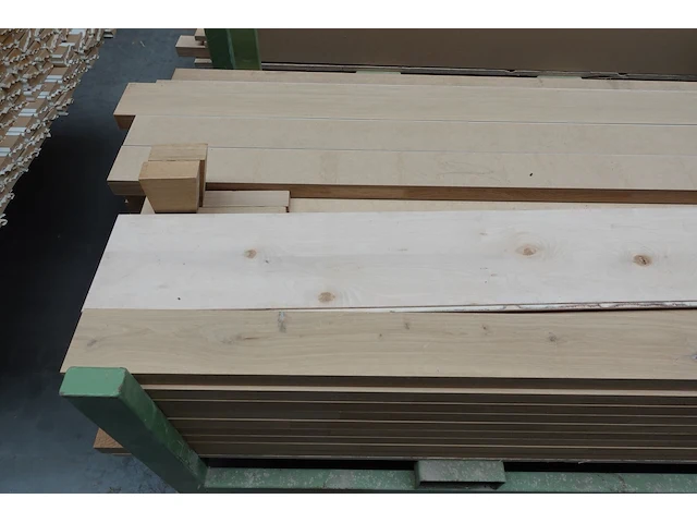 Stapelbare metalen houder + inhoud - afbeelding 2 van  4